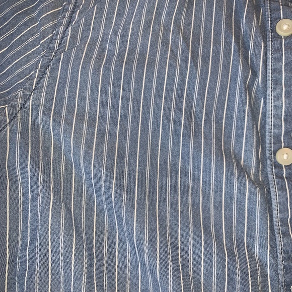 Abercrombie & Fitch Heavy Button Down L/S - Picture 3 of 7